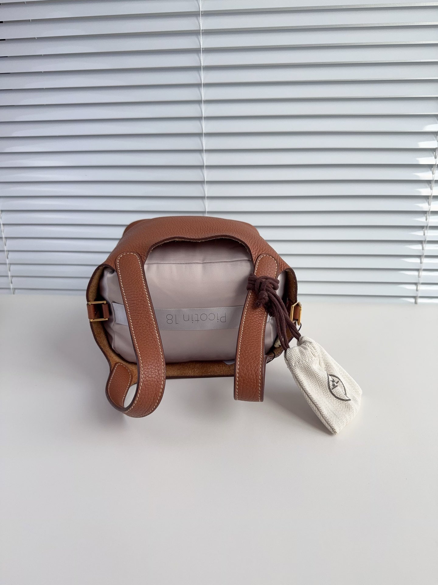 HERMES  Picotin Lock 18 D刻 金棕色 金扣