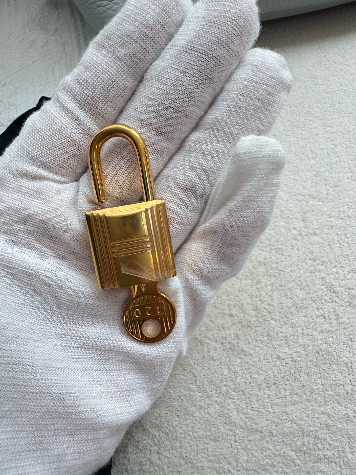 Hermes 菜篮子 圣杯蓝z刻18寸金扣