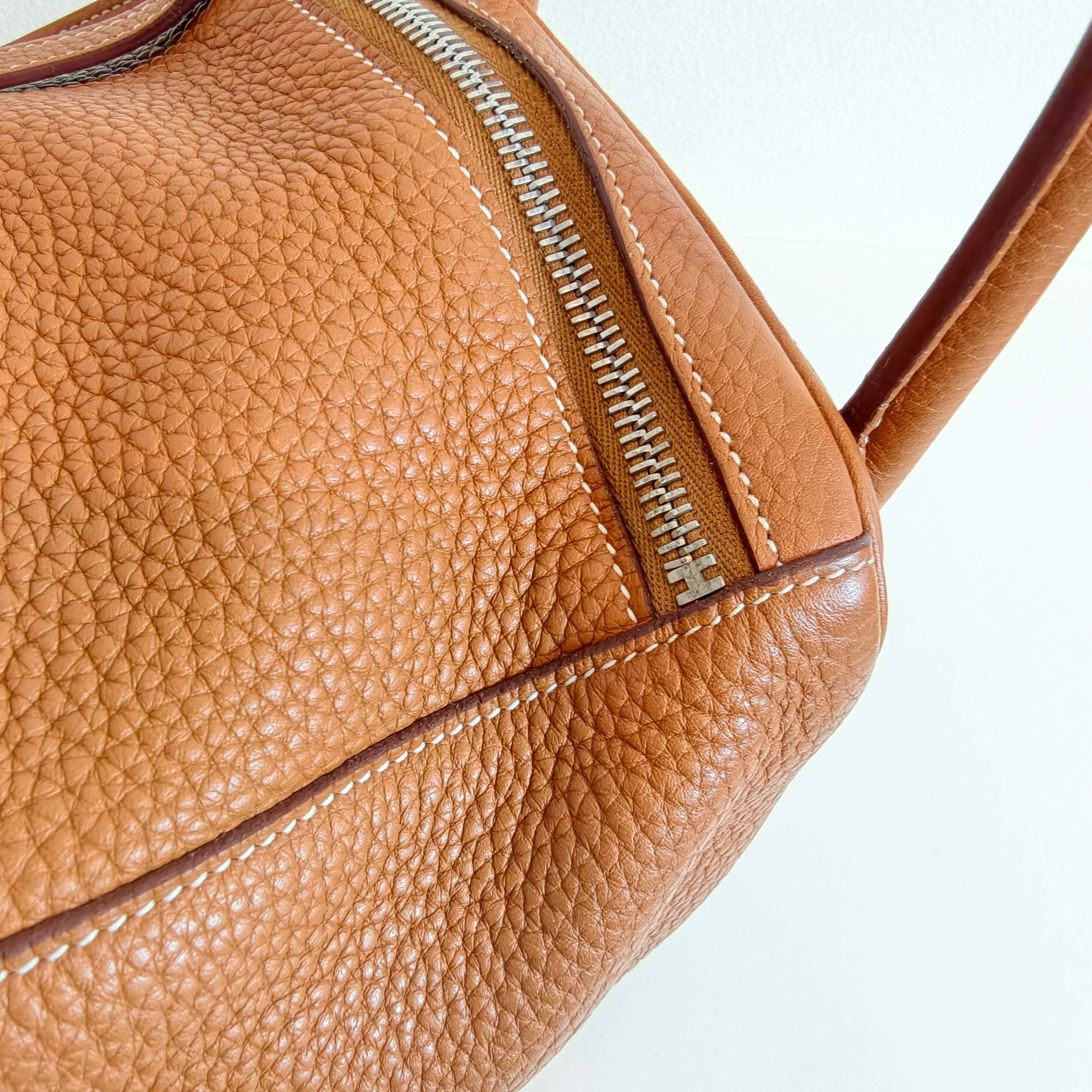 Hermes lindy30 金棕色银扣TC牛皮 T刻 2015 年