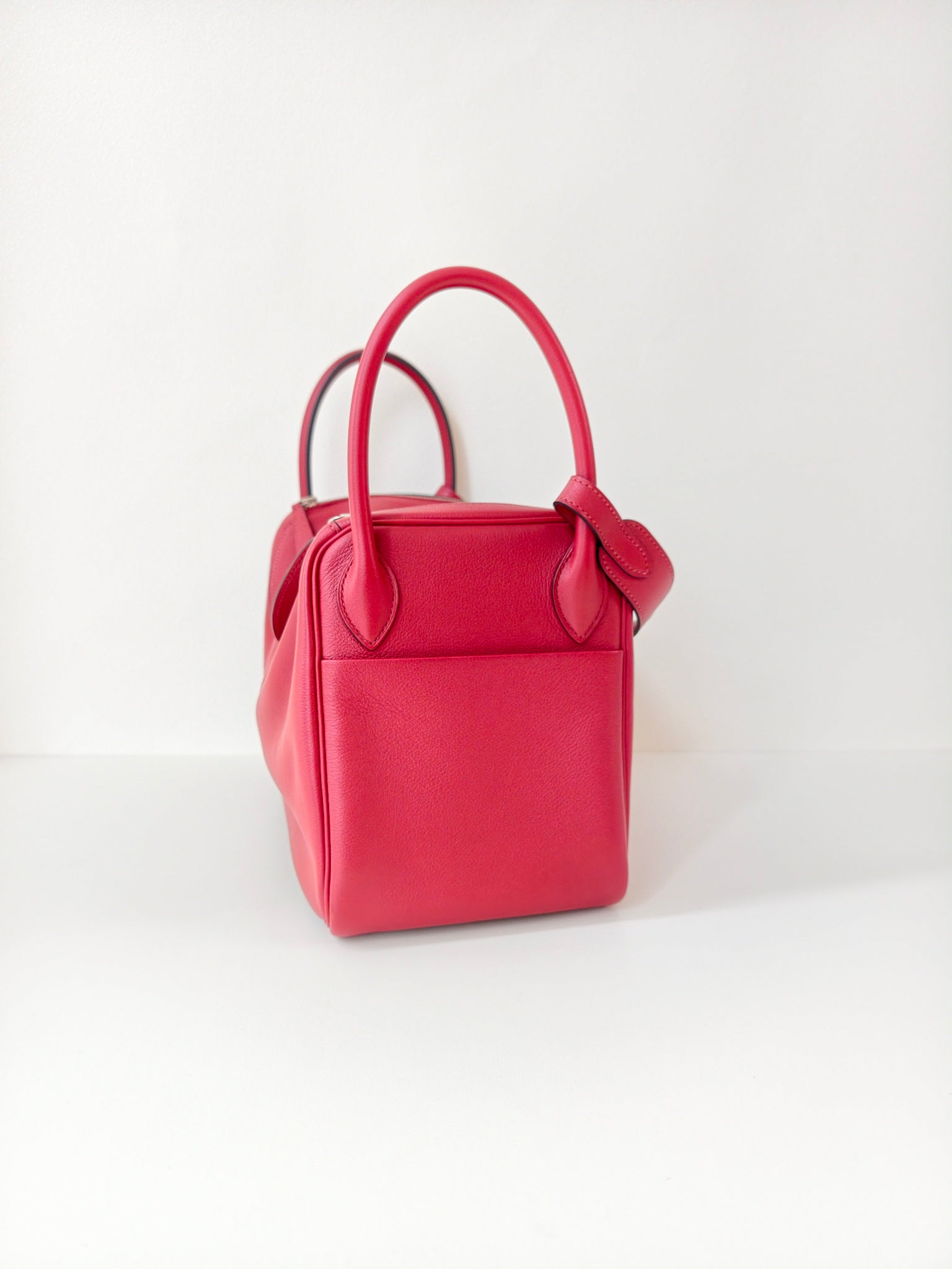 Hermes lindy 30 红色 X刻 年份:2016年 97新