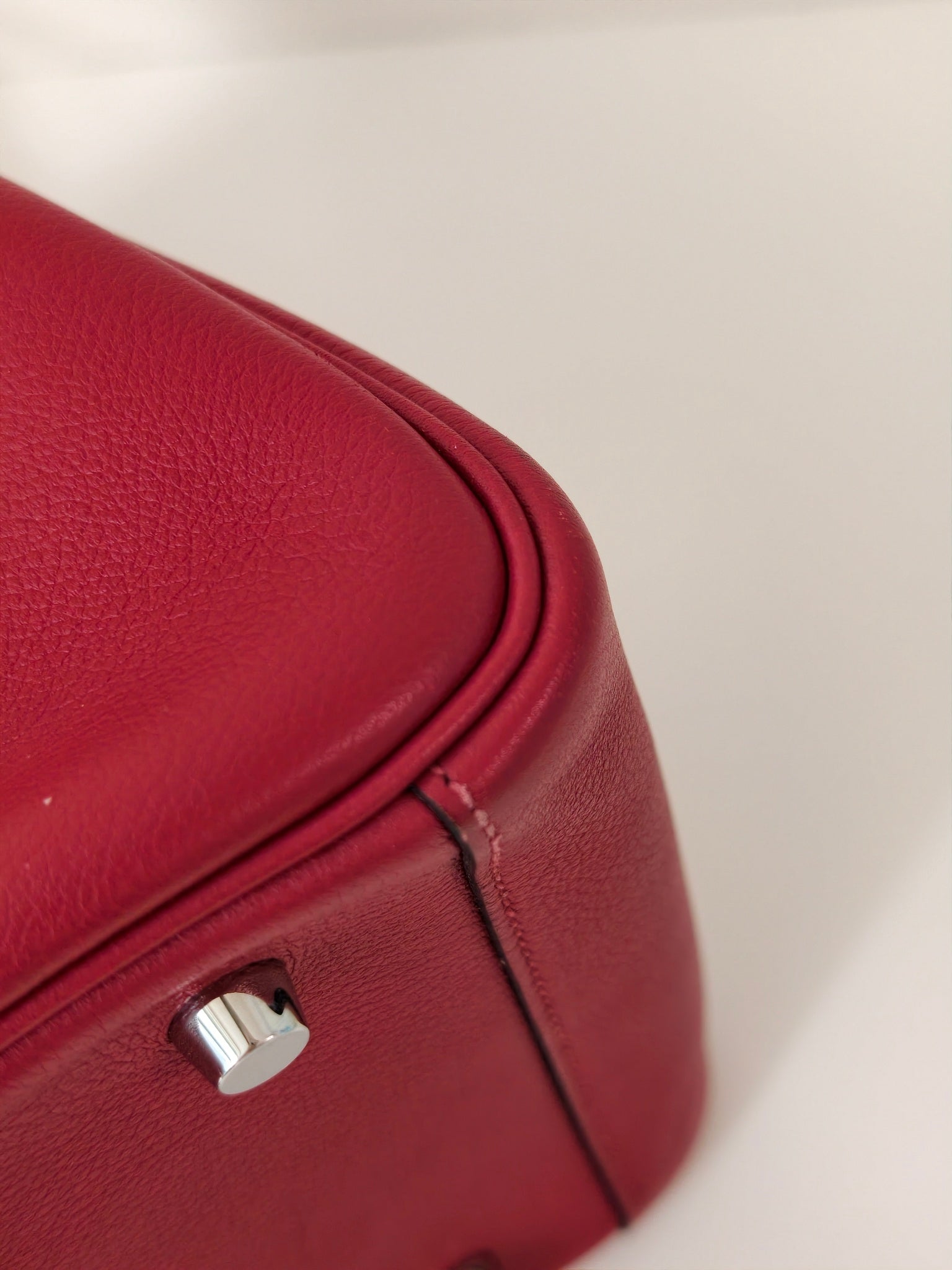 Hermes lindy 30 红色 X刻 年份:2016年 97新