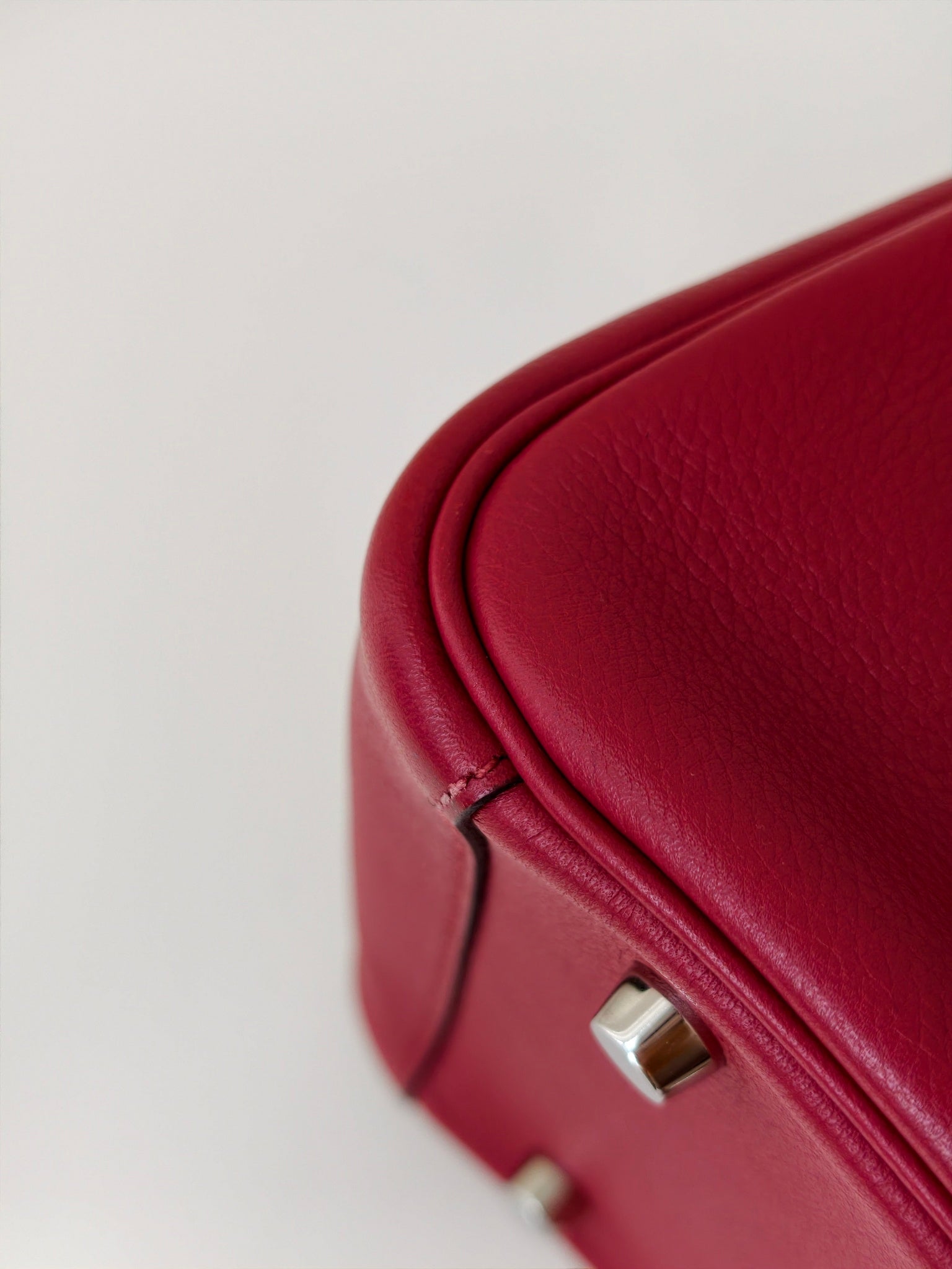 Hermes lindy 30 红色 X刻 年份:2016年 97新